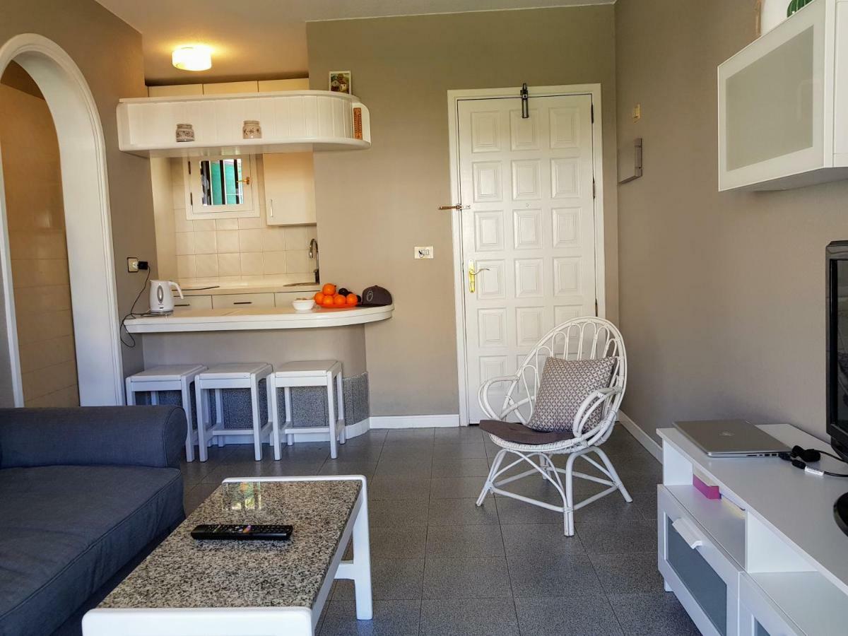 Ocean View Apartment And Heated Pool Puerto Rico  Bagian luar foto